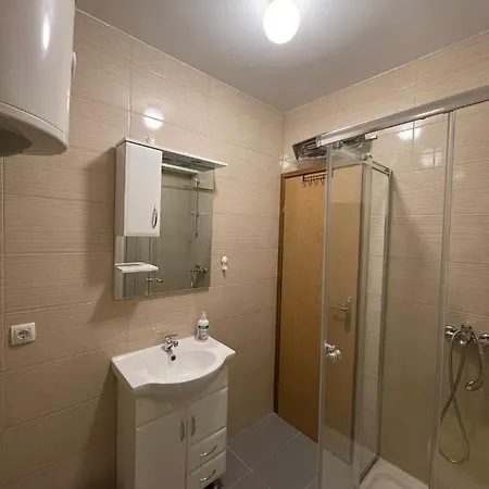 Apartment Apartman Afano